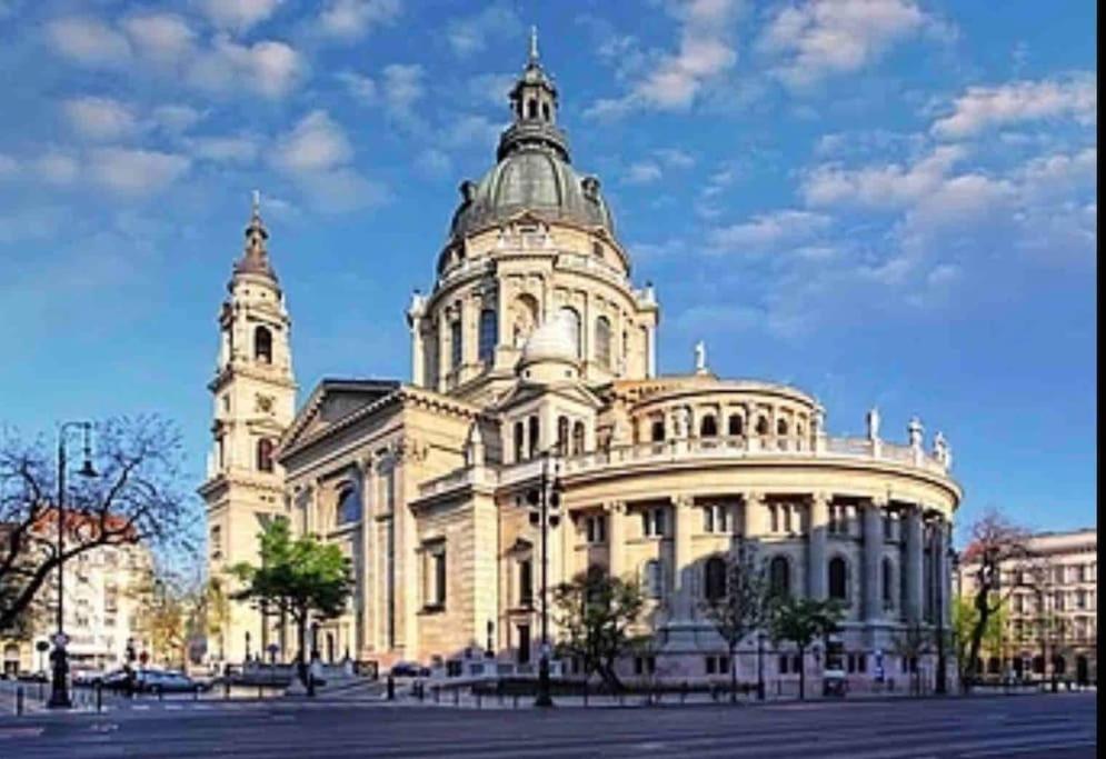 D3 Basilica Luxury Spacious Free Parking For 1 Car Budapest Kültér fotó